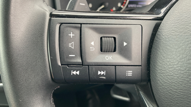 Nissan Qashqai 1.3 DiG-T MH 158 Acenta Premium 5dr Xtronic Petrol Hatchback